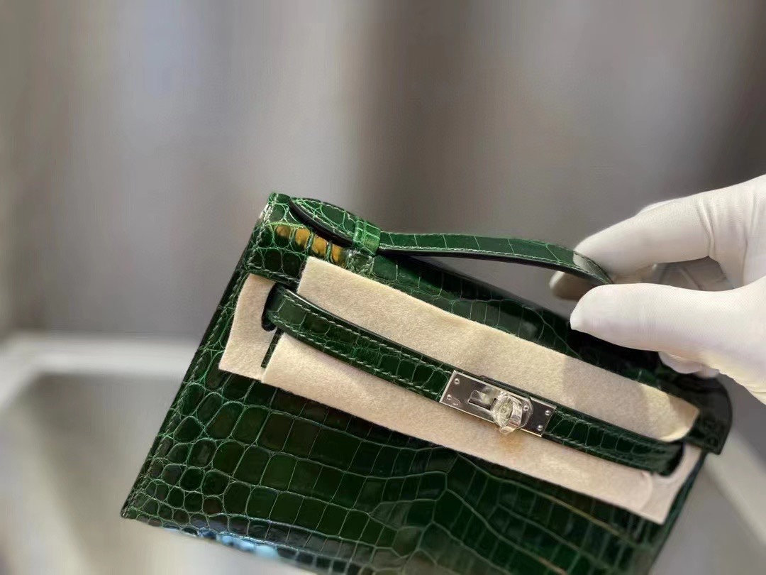 에르메스 켈리 포쉐트 그린 은장 샤이니 악어가죽